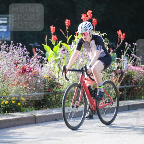 08.09.2024 - Stadtparktriathlon Zöllner http://msf.ph/oto/7017226 08.09.2024 09:54:48 Radfahren 183 meine-sportfotos.de