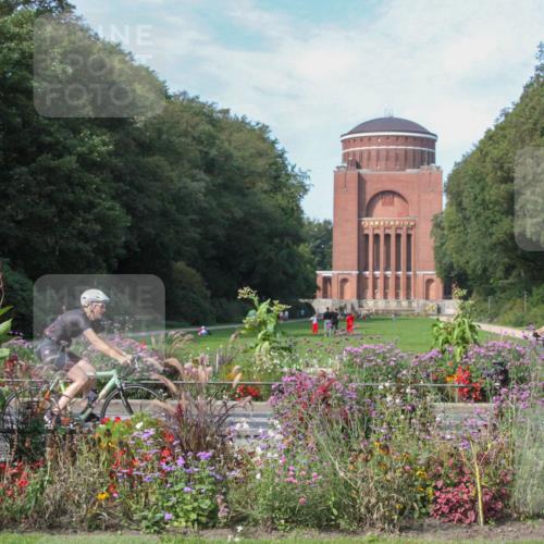 08.09.2024 - Stadtparktriathlon Zöllner http://msf.ph/oto/7017267 08.09.2024 11:53:49 Radfahren 653, 673 meine-sportfotos.de