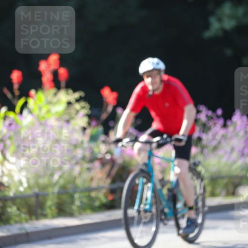 08.09.2024 - Stadtparktriathlon Zöllner http://msf.ph/oto/7017299 08.09.2024 09:55:46 Radfahren 191 meine-sportfotos.de