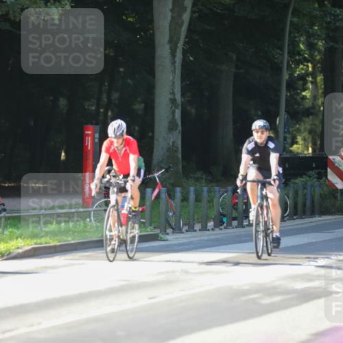 08.09.2024 - Stadtparktriathlon Zöllner http://msf.ph/oto/7017347 08.09.2024 09:56:17 Radfahren 209, 231 meine-sportfotos.de