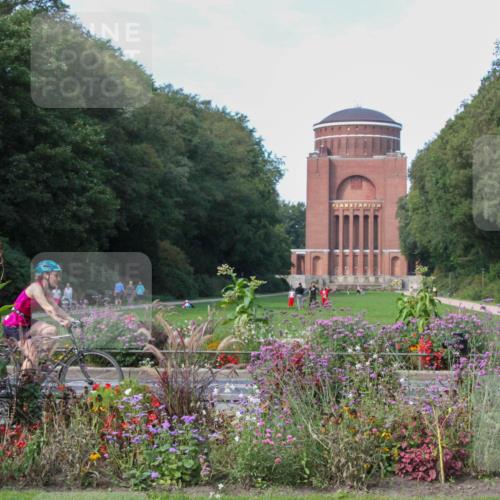 08.09.2024 - Stadtparktriathlon Zöllner http://msf.ph/oto/7017412 08.09.2024 11:55:34 Radfahren 617, 659, 678, 691, 832 meine-sportfotos.de