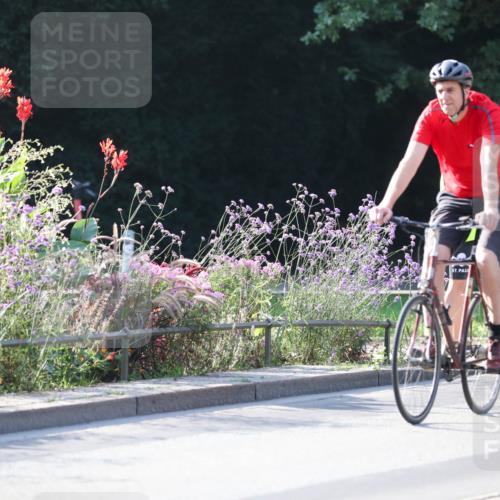 08.09.2024 - Stadtparktriathlon Zöllner http://msf.ph/oto/7017526 08.09.2024 09:57:13 Radfahren 202, 205, 246, 249 meine-sportfotos.de