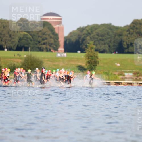 08.09.2024 - Stadtparktriathlon Michael Strokosch http://msf.ph/oto/7017569 08.09.2024 08:55:05 Schwimmen  meine-sportfotos.de