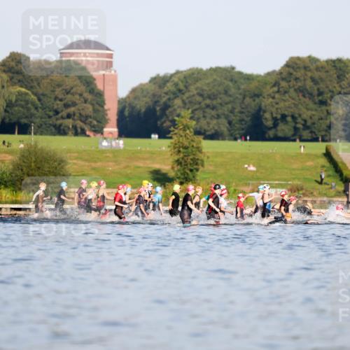 08.09.2024 - Stadtparktriathlon Michael Strokosch http://msf.ph/oto/7017584 08.09.2024 08:55:07 Schwimmen  meine-sportfotos.de