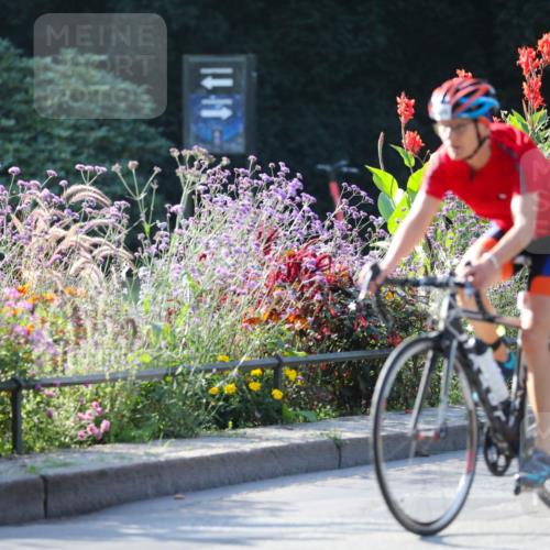 08.09.2024 - Stadtparktriathlon Zöllner http://msf.ph/oto/7017589 08.09.2024 09:57:31 Radfahren 234 meine-sportfotos.de