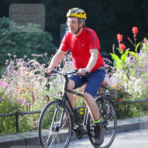 08.09.2024 - Stadtparktriathlon Zöllner http://msf.ph/oto/7017683 08.09.2024 09:58:16 Radfahren 232, 233, 235 meine-sportfotos.de