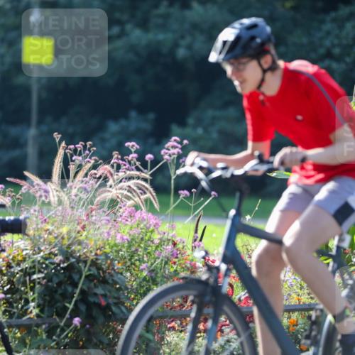 08.09.2024 - Stadtparktriathlon Zöllner http://msf.ph/oto/7017700 08.09.2024 09:58:27 Radfahren 235 meine-sportfotos.de