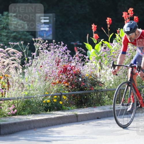 08.09.2024 - Stadtparktriathlon Zöllner http://msf.ph/oto/7017743 08.09.2024 09:58:56 Radfahren 241, 257 meine-sportfotos.de