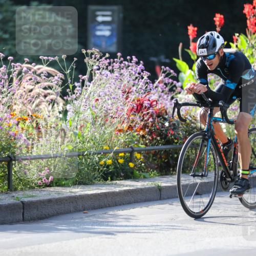 08.09.2024 - Stadtparktriathlon Zöllner http://msf.ph/oto/7017753 08.09.2024 09:58:57 Radfahren 241, 256, 257 meine-sportfotos.de