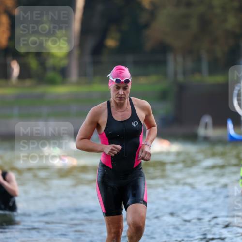 08.09.2024 - Stadtparktriathlon Michael Strokosch http://msf.ph/oto/7017827 08.09.2024 08:57:31 Schwimmen 99, 106, 126 meine-sportfotos.de