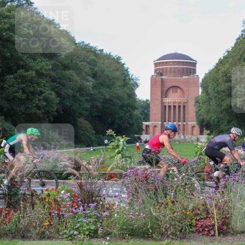 08.09.2024 - Stadtparktriathlon Zöllner http://msf.ph/oto/7017863 08.09.2024 11:58:48 Radfahren 671, 680, 694, 695, 737, 756, 767, 768, 783 meine-sportfotos.de