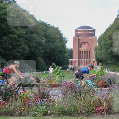 08.09.2024 - Stadtparktriathlon Zöllner http://msf.ph/oto/7017915 08.09.2024 11:59:07 Radfahren 689, 758, 765, 775, 815, 824 meine-sportfotos.de