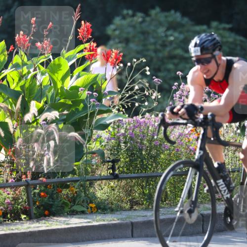 08.09.2024 - Stadtparktriathlon Zöllner http://msf.ph/oto/7017916 08.09.2024 09:59:40 Radfahren 243, 245 meine-sportfotos.de