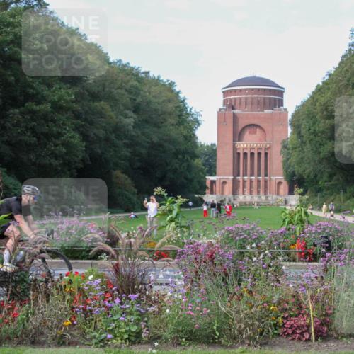 08.09.2024 - Stadtparktriathlon Zöllner http://msf.ph/oto/7017942 08.09.2024 11:59:16 Radfahren 600, 701, 702, 753, 805, 835 meine-sportfotos.de