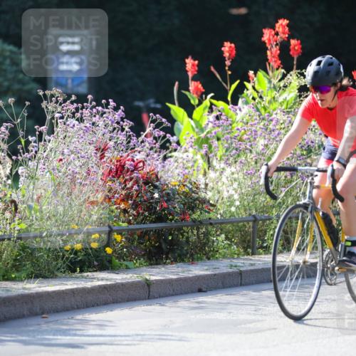 08.09.2024 - Stadtparktriathlon Zöllner http://msf.ph/oto/7017969 08.09.2024 09:59:57 Radfahren 204, 215, 222, 230, 259, 262 meine-sportfotos.de
