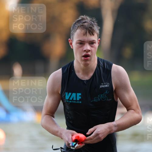 08.09.2024 - Stadtparktriathlon Michael Strokosch http://msf.ph/oto/7017981 08.09.2024 08:57:38 Schwimmen 106, 126 meine-sportfotos.de