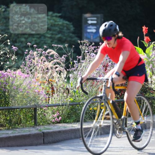 08.09.2024 - Stadtparktriathlon Zöllner http://msf.ph/oto/7017983 08.09.2024 09:59:57 Radfahren 204, 215, 222, 230, 259, 262 meine-sportfotos.de