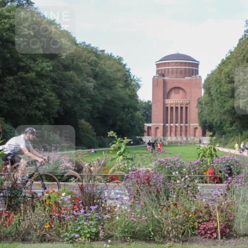 08.09.2024 - Stadtparktriathlon Zöllner http://msf.ph/oto/7017994 08.09.2024 11:59:32 Radfahren 663, 710, 741 meine-sportfotos.de