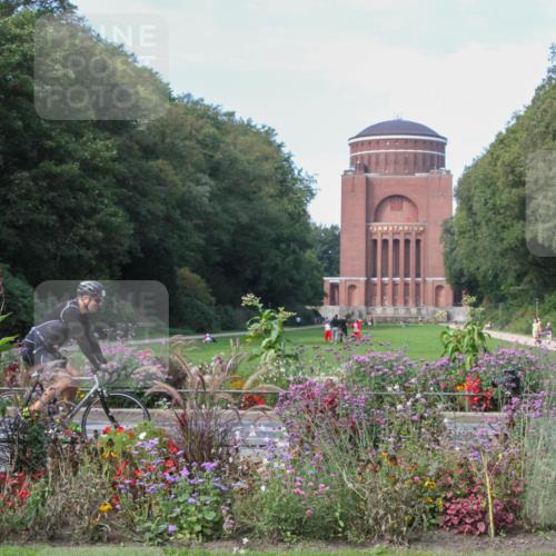 08.09.2024 - Stadtparktriathlon Zöllner http://msf.ph/oto/7017997 08.09.2024 11:59:35 Radfahren 582, 679, 710, 741, 744 meine-sportfotos.de