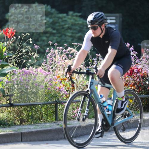 08.09.2024 - Stadtparktriathlon Zöllner http://msf.ph/oto/7018003 08.09.2024 09:59:59 Radfahren 215, 222, 230, 259, 262 meine-sportfotos.de