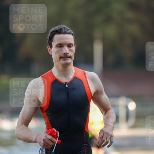 08.09.2024 - Stadtparktriathlon Michael Strokosch http://msf.ph/oto/7018023 08.09.2024 08:57:40 Schwimmen 106 meine-sportfotos.de