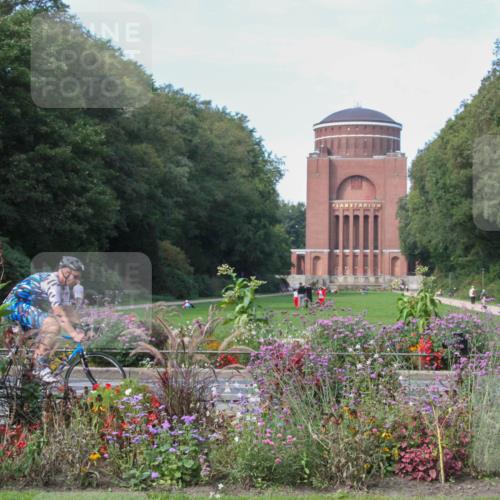08.09.2024 - Stadtparktriathlon Zöllner http://msf.ph/oto/7018038 08.09.2024 11:59:45 Radfahren 668, 685, 697, 728 meine-sportfotos.de