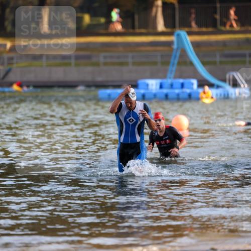 08.09.2024 - Stadtparktriathlon Michael Strokosch http://msf.ph/oto/7018047 08.09.2024 08:58:05 Schwimmen 102, 158 meine-sportfotos.de
