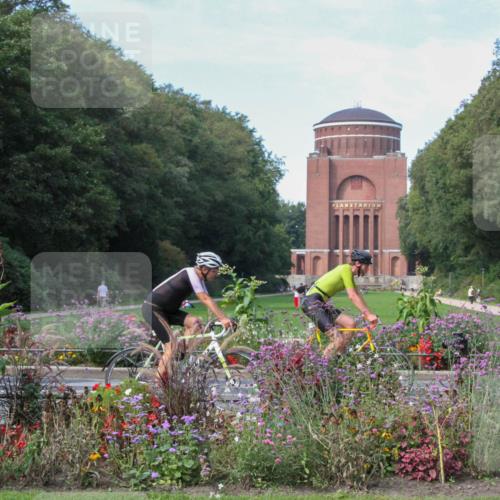 08.09.2024 - Stadtparktriathlon Zöllner http://msf.ph/oto/7018053 08.09.2024 11:59:50 Radfahren 667, 668, 728, 736, 845 meine-sportfotos.de