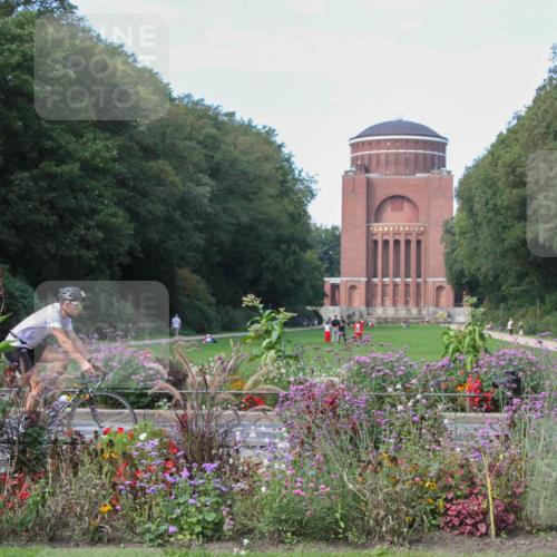 08.09.2024 - Stadtparktriathlon Zöllner http://msf.ph/oto/7018065 08.09.2024 12:00:05 Radfahren 687, 795 meine-sportfotos.de