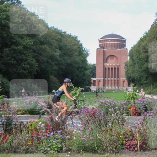 08.09.2024 - Stadtparktriathlon Zöllner http://msf.ph/oto/7018172 08.09.2024 12:00:48 Radfahren 576, 673, 674, 776, 788, 794 meine-sportfotos.de