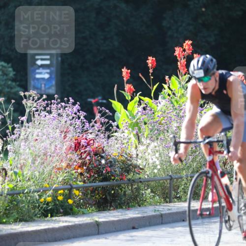 08.09.2024 - Stadtparktriathlon Zöllner http://msf.ph/oto/7018175 08.09.2024 10:01:01 Radfahren 213, 221, 225 meine-sportfotos.de