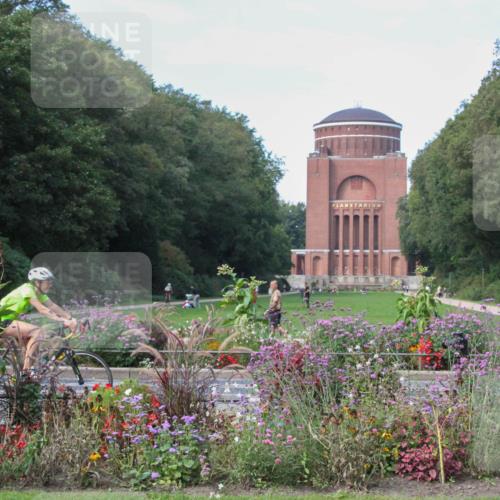 08.09.2024 - Stadtparktriathlon Zöllner http://msf.ph/oto/7018195 08.09.2024 12:00:53 Radfahren 625, 674, 751, 776, 788 meine-sportfotos.de