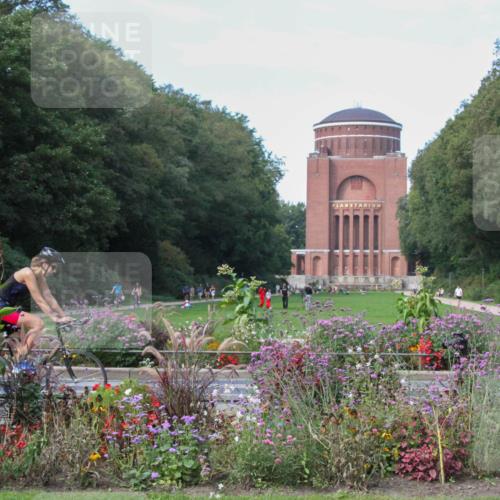 08.09.2024 - Stadtparktriathlon Zöllner http://msf.ph/oto/7018243 08.09.2024 12:01:25 Radfahren 609, 720 meine-sportfotos.de