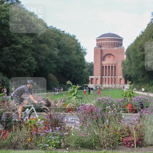 08.09.2024 - Stadtparktriathlon Zöllner http://msf.ph/oto/7018249 08.09.2024 12:01:31 Radfahren 755 meine-sportfotos.de