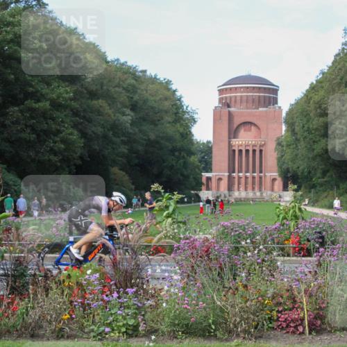 08.09.2024 - Stadtparktriathlon Zöllner http://msf.ph/oto/7018262 08.09.2024 12:01:43 Radfahren 832 meine-sportfotos.de