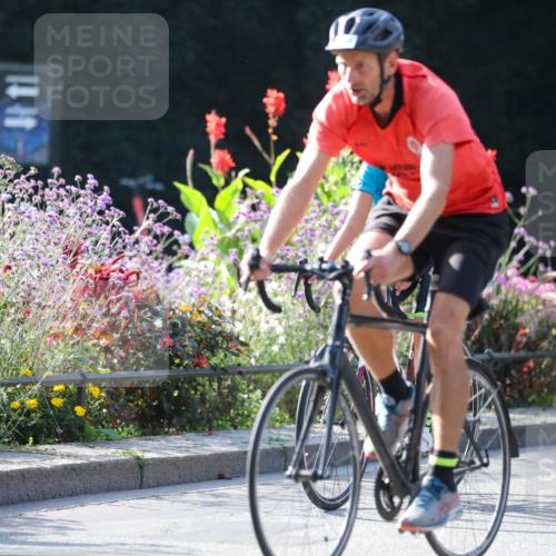08.09.2024 - Stadtparktriathlon Zöllner http://msf.ph/oto/7018320 08.09.2024 10:01:35 Radfahren 186, 192, 195, 237, 244 meine-sportfotos.de