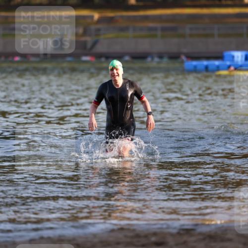 08.09.2024 - Stadtparktriathlon Michael Strokosch http://msf.ph/oto/7018345 08.09.2024 08:58:29 Schwimmen 90, 91, 105, 108, 123, 125 meine-sportfotos.de