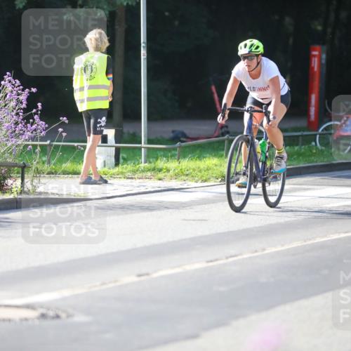 08.09.2024 - Stadtparktriathlon Zöllner http://msf.ph/oto/7018357 08.09.2024 10:01:39 Radfahren 186, 192, 198, 212, 214 meine-sportfotos.de