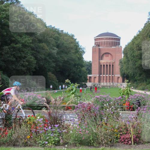 08.09.2024 - Stadtparktriathlon Zöllner http://msf.ph/oto/7018386 08.09.2024 12:02:55 Radfahren 691, 711, 740, 759, 800, 807 meine-sportfotos.de