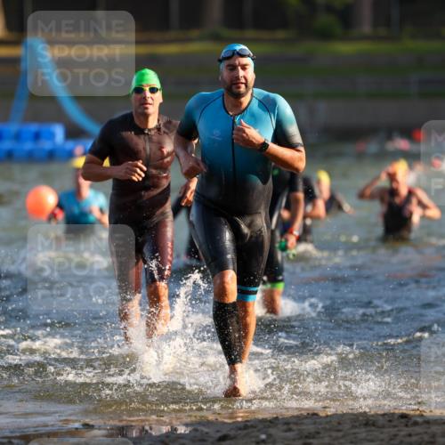 08.09.2024 - Stadtparktriathlon Michael Strokosch http://msf.ph/oto/7018403 08.09.2024 08:58:35 Schwimmen 90, 91, 92, 93, 105, 108, 112, 120, 123, 125 meine-sportfotos.de