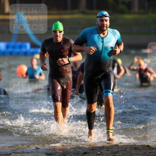 08.09.2024 - Stadtparktriathlon Michael Strokosch http://msf.ph/oto/7018419 08.09.2024 08:58:35 Schwimmen 90, 91, 92, 93, 105, 108, 112, 120, 123, 125 meine-sportfotos.de