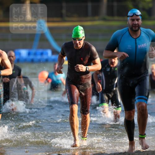 08.09.2024 - Stadtparktriathlon Michael Strokosch http://msf.ph/oto/7018427 08.09.2024 08:58:36 Schwimmen 90, 91, 92, 93, 105, 108, 112, 120, 123, 125 meine-sportfotos.de