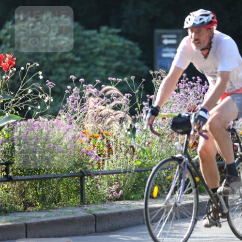08.09.2024 - Stadtparktriathlon Zöllner http://msf.ph/oto/7018444 08.09.2024 10:01:56 Radfahren 190, 206 meine-sportfotos.de