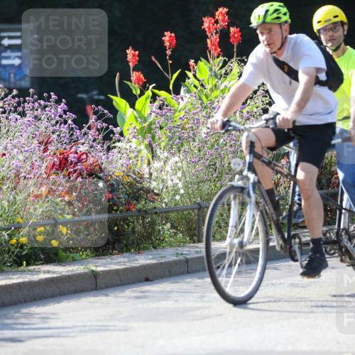 08.09.2024 - Stadtparktriathlon Zöllner http://msf.ph/oto/7018506 08.09.2024 10:02:13 Radfahren 182, 247, 252, 254 meine-sportfotos.de