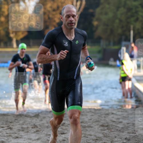 08.09.2024 - Stadtparktriathlon Michael Strokosch http://msf.ph/oto/7018553 08.09.2024 08:58:43 Schwimmen 90, 91, 92, 93, 98, 110, 112, 120, 127 meine-sportfotos.de