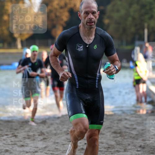 08.09.2024 - Stadtparktriathlon Michael Strokosch http://msf.ph/oto/7018561 08.09.2024 08:58:44 Schwimmen 91, 92, 93, 98, 110, 112, 120, 127 meine-sportfotos.de