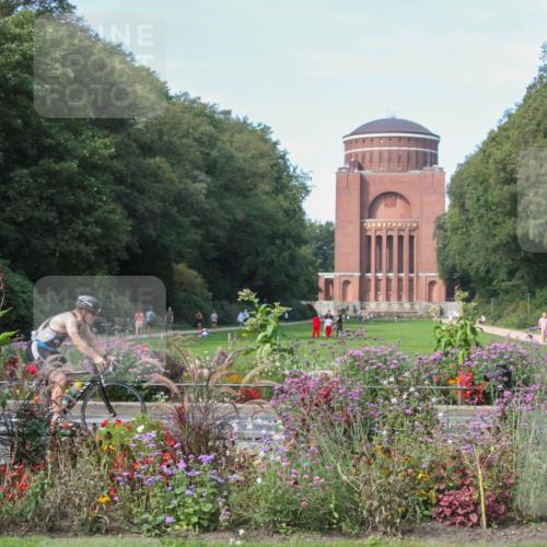 08.09.2024 - Stadtparktriathlon Zöllner http://msf.ph/oto/7018574 08.09.2024 12:05:09 Radfahren 700, 742, 762, 787, 816 meine-sportfotos.de