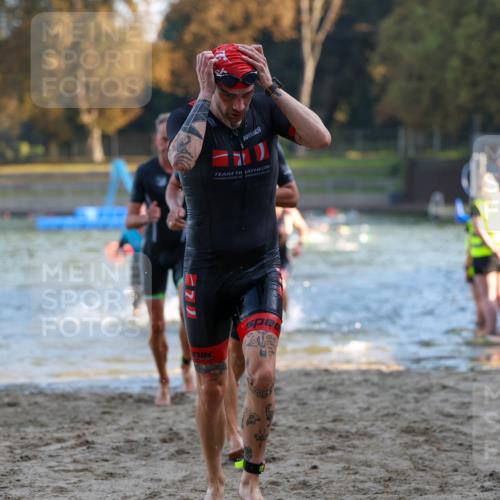08.09.2024 - Stadtparktriathlon Michael Strokosch http://msf.ph/oto/7018616 08.09.2024 08:58:46 Schwimmen 92, 93, 98, 110, 112, 115, 120, 127 meine-sportfotos.de