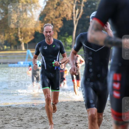 08.09.2024 - Stadtparktriathlon Michael Strokosch http://msf.ph/oto/7018638 08.09.2024 08:58:48 Schwimmen 93, 98, 110, 112, 115, 120, 127 meine-sportfotos.de