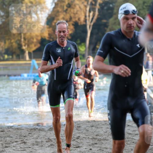 08.09.2024 - Stadtparktriathlon Michael Strokosch http://msf.ph/oto/7018646 08.09.2024 08:58:48 Schwimmen 93, 98, 110, 112, 115, 120, 127 meine-sportfotos.de